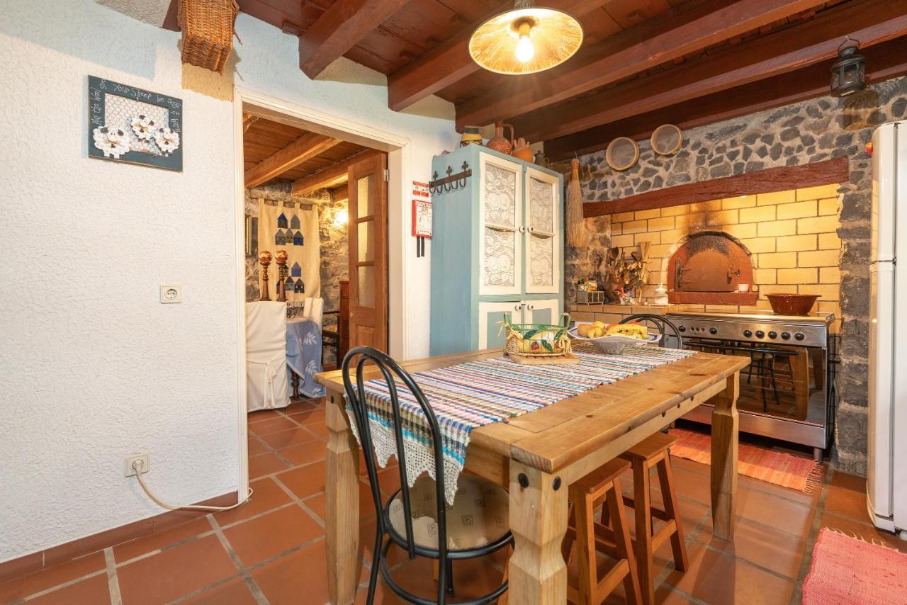 Cyane & Vigo'S Cottage, Caminho Do Massapez, N.º40 Arco da Calheta  Ngoại thất bức ảnh